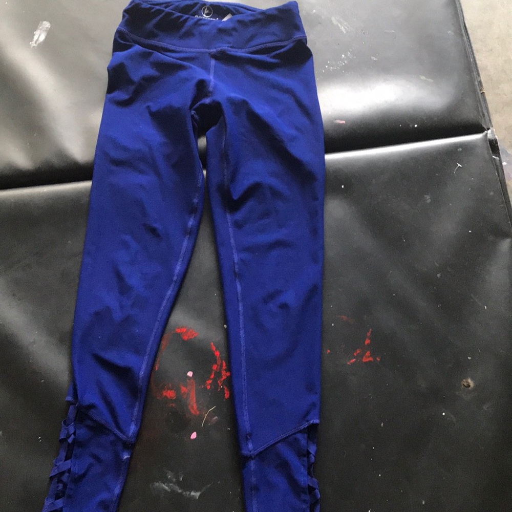 blue leggings